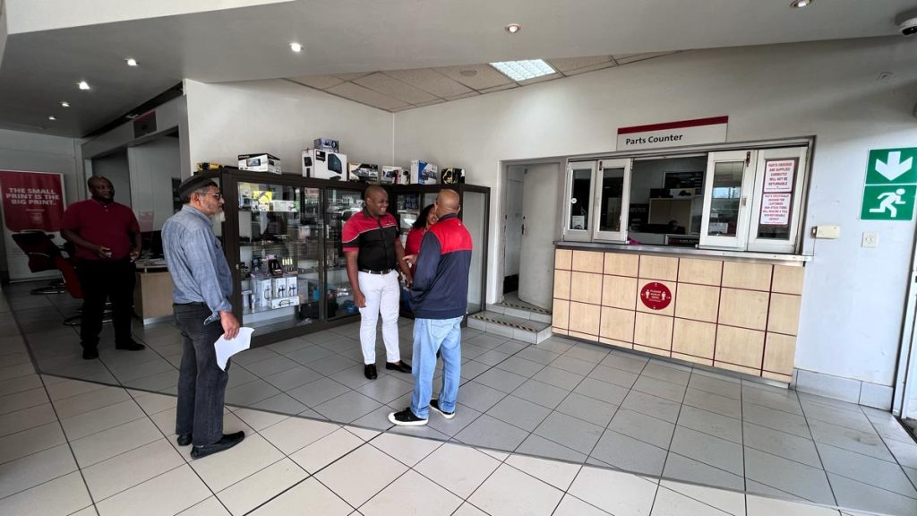 Autohouse Vryheid Isuzu Dealership 12